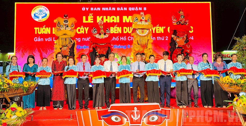 Khai mạc tuần lễ trái cây “Trên bến dưới thuyền” Quận 8
