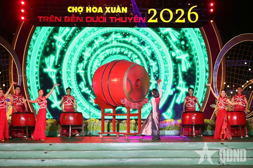 TP Hồ Chí Minh: Khai mạc Lễ hội chợ Hoa xuân “Trên bến dưới thuyền” Tết Bính Ngọ 2026