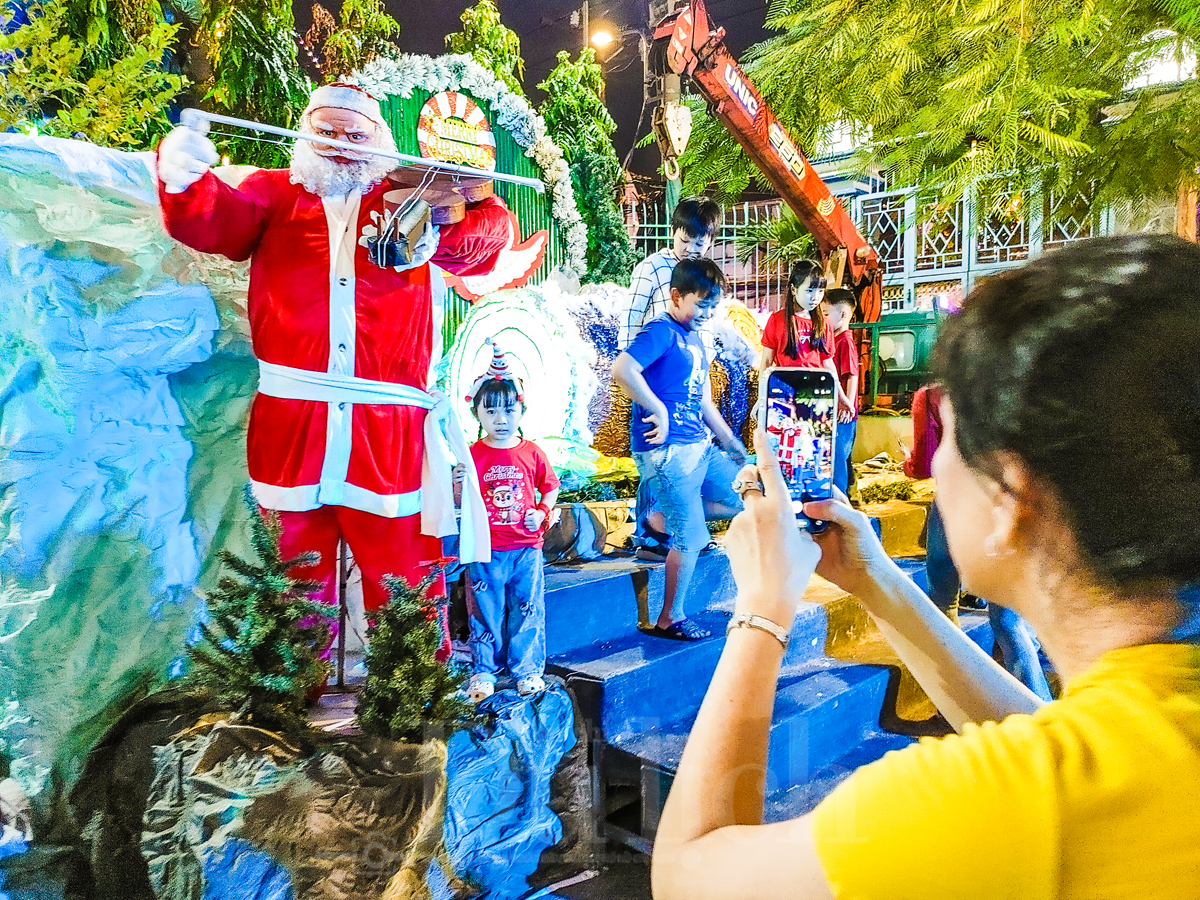 Đêm huyền diệu Xóm đạo Quận 8 cũ: Vang vọng câu chuyện cổ tích mùa đông - 10