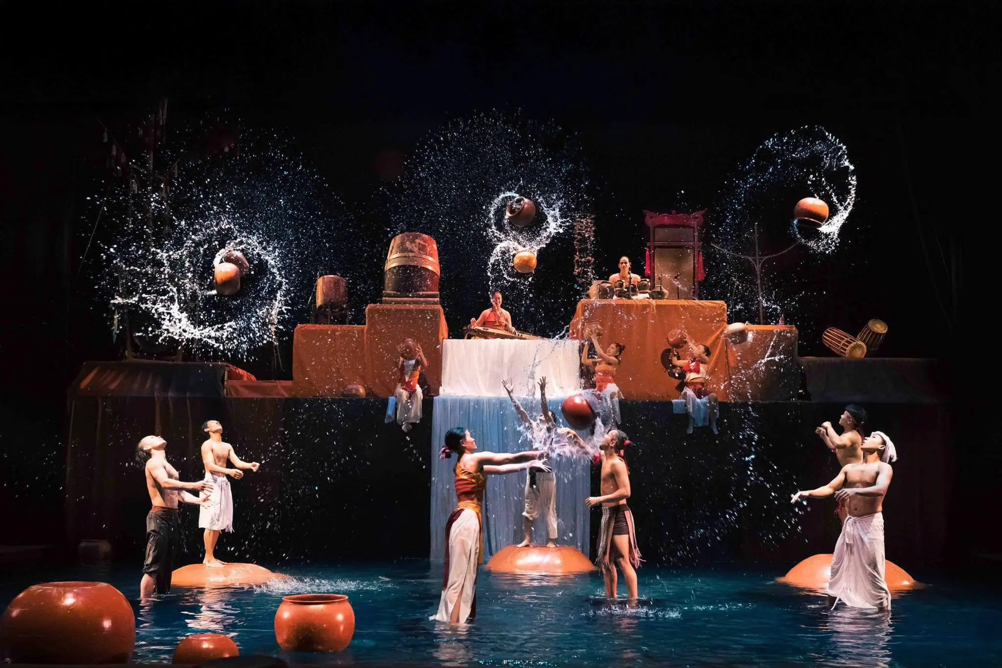 Chum Show - biểu diễn tại nhà hát Đó Nha Trang