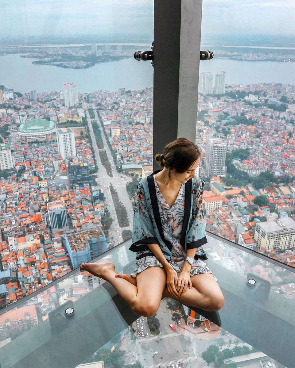 Review tầng 65 Lotte có gì? Giá vé đài quan sát Lotte Sky Walk
