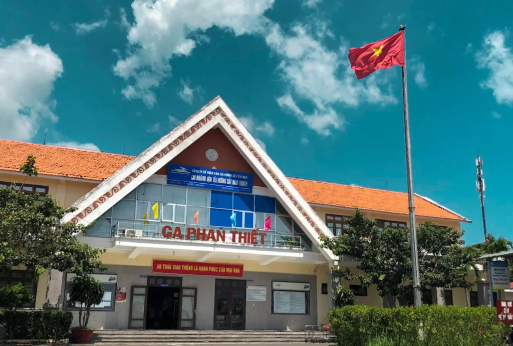Ga Phan Thiết đi Sài Gòn